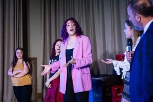 'El grupo 'Caín' de la UPM arrasa en el Festival de Teatro con 'Bar Manolo Bar''