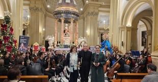 Concierto navideño de la UCAM rinde homenaje a José Luis Mendoza