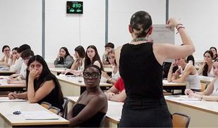 Estudiantes afectados por la DANA enfrentan la PAU con determinación y apoyo
