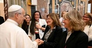 La presidenta de la UCAM se reúne por primera vez con el Papa León XIV en el Vaticano