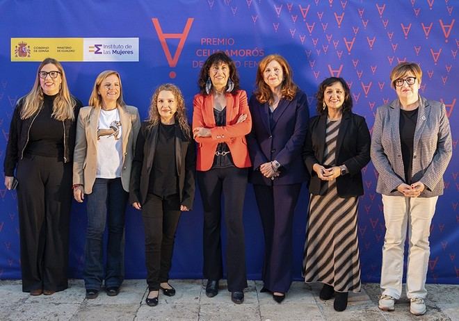 Elena Martínez recibe el accésit del premio Celia Amorós por su ensayo feminista