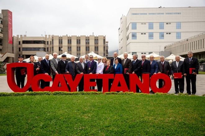 Cayetano Heredia celebra 60 años de la promoción de Medicina 1965
