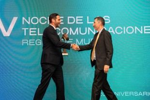 E-Lighthouse recibe premio por su contribución a la conectividad en telecomunicaciones