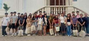 La UCA da la bienvenida a estudiantes de Hong Kong para un verano de inmersión cultural y lingüística
