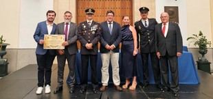 La UCA es reconocida por la Policía Nacional por su apoyo en la ayuda a Valencia tras la DANA