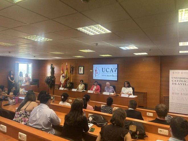 La UCAV finaliza el XXVI curso de español para extranjeros en Ávila