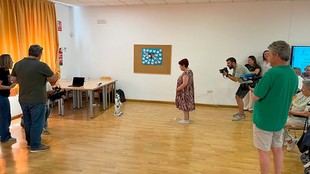 UCLM presenta innovadores robots sociales en la residencia Núñez de Balboa para apoyar a personas dependientes