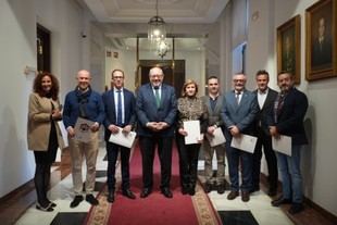La UCO y ocho ayuntamientos renuevan su colaboración para programas intergeneracionales