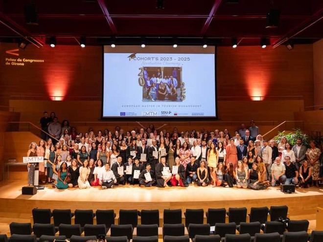 La UdG celebra la graduación del European Master in Tourism Management