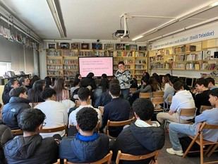 La UdG conecta a 472 estudiantes de secundaria con la investigación científica a través de "Experts a l’aula"