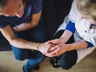 La UdG revela resultados sobre las condiciones laborales en el sector de cuidados