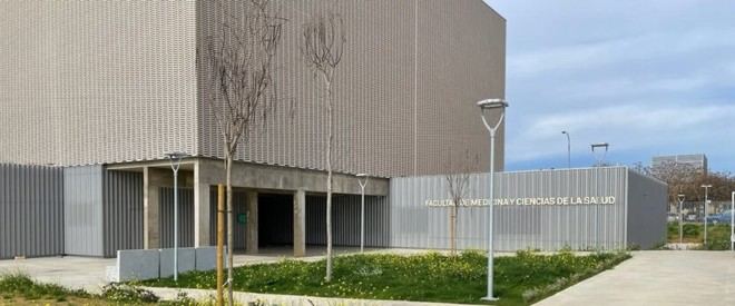 La UEx nombra nuevo edificio de Medicina en honor a Guillermo Fernández Vara