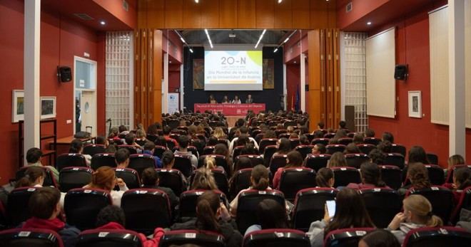 La UHU celebra jornadas por el Día Mundial de la Infancia