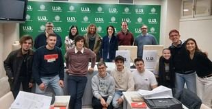 La UJA presenta ‘La Hora del Código’ a más de 1.000 estudiantes en Jaén