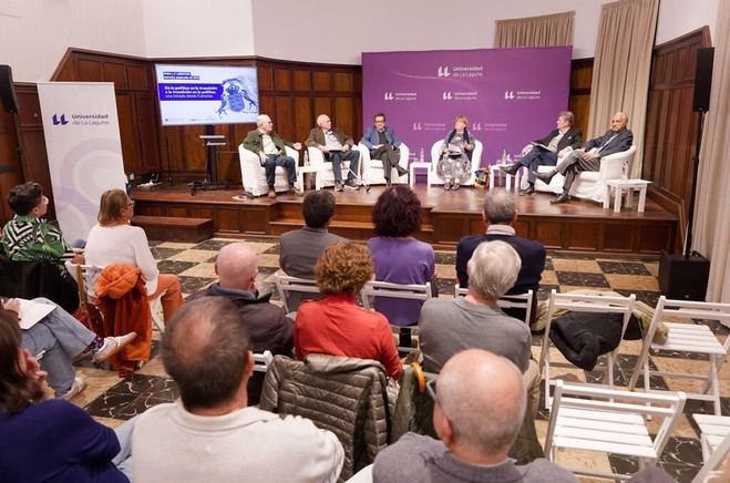 La ULL celebra un encuentro sobre la Transición democrática en Canarias