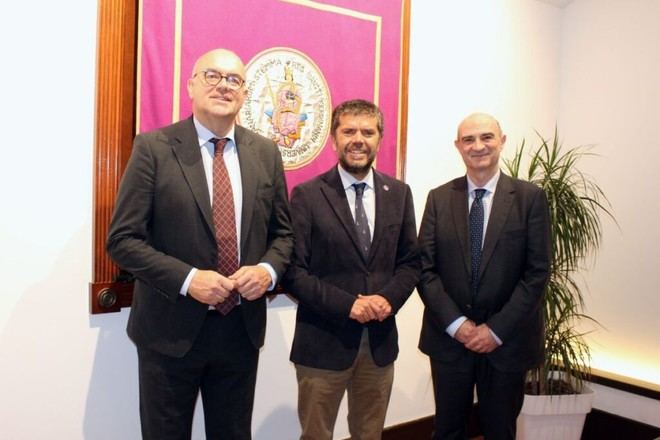 La ULL y el IGN firman un acuerdo para la formación de posgrado