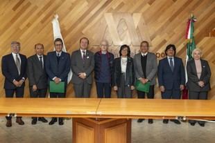 UAM Iztapalapa premia a docentes por su destacada trayectoria académica