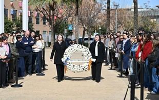 La Universidad CEU Cardenal Herrera recuerda a las víctimas del terrorismo en un emotivo homenaje