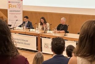 Foro Internacional de Formación Permanente en la Universidad de Alicante
