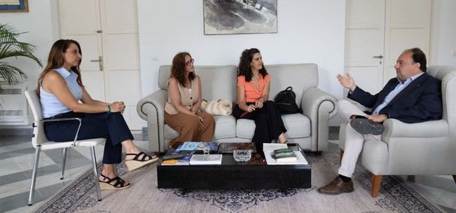 Universidad de Cádiz y Colegio de Periodistas exploran colaboración profesional