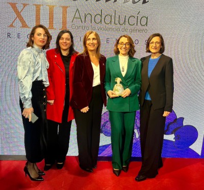 La Universidad de Córdoba recibe el XIII Premio Menina Andalucía por su labor en igualdad