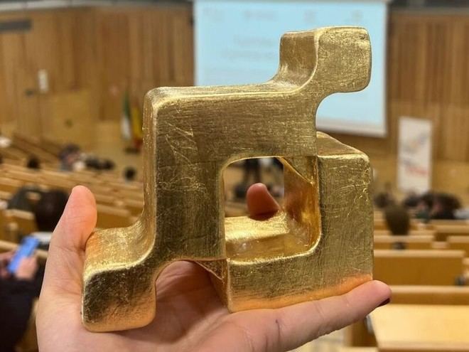 La Universidad de Granada convoca la segunda edición de los Premios Impronta Granada