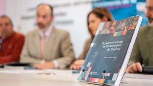La Universidad de Huelva presenta un libro sobre su patrimonio histórico