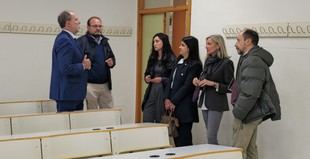 La Universidad de Jaén moderniza sus aulas para mejorar la enseñanza