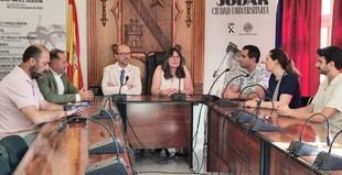 Inauguran los I Cursos de Verano en Jódar en homenaje a Pedro Gámez Laserna