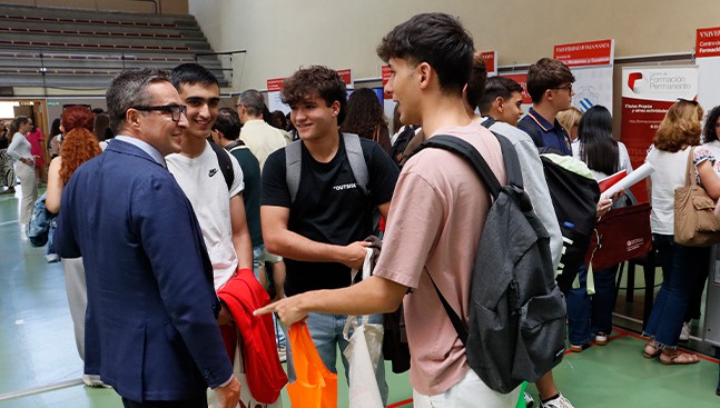 La Universidad de Salamanca registra un aumento del 13% en nuevos estudiantes este año