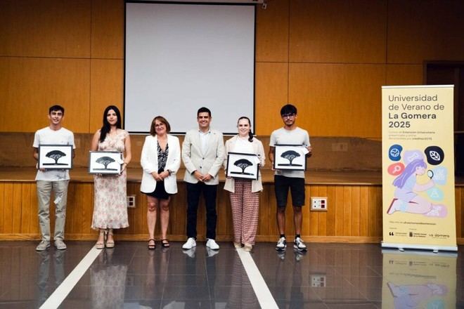 Exposición de trabajos académicos en la Universidad de Verano de La Gomera