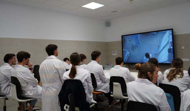 La Universidad Loyola refuerza su innovación docente con simulaciones clínicas en su segundo año