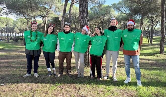 La Universidad Loyola se une a la reforestación de bosques en España