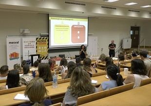 La Universitat de València capacita a más de 200 docentes en gestión de emergencias