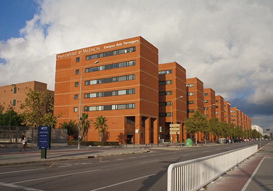 La Universitat de València destaca en el ranking URAP en Economía, Negocios y Turismo