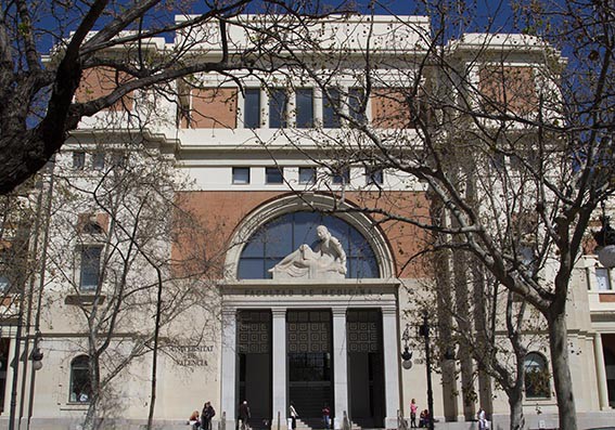La Universitat de València incrementa un 6,72% sus citas científicas y se posiciona tercera en España