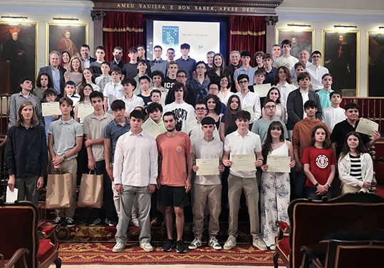 La Universitat de Valencia premia a casi 11.000 estudiantes en el concurso Cangur de Matemáticas
