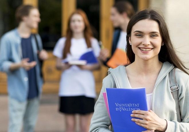 La Universitat de València cubre el total de plazas ofertadas para 2025/2026