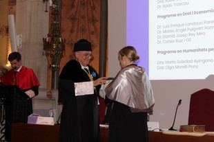 La Universitat CEU Abat Oliba celebra la excelencia académica en su festividad patronal