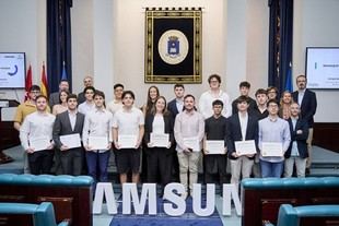 Graduación de nuevos estudiantes del Samsung Innovation Campus en la UPM