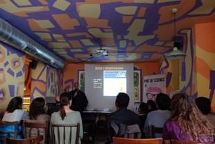 URJC celebra 10 años en el festival Pint of Science