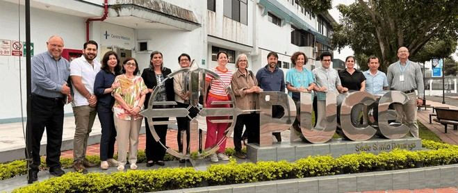 La URL participa en un viaje a Ecuador para fortalecer la cooperación universitaria