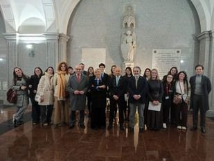Homenaje a Bécquer en la Universidad de Sevilla con ofrenda floral