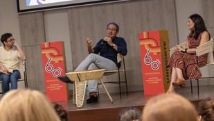 Juan Gabriel Vásquez presenta su novela sobre Feliza Bursztyn en Uninorte