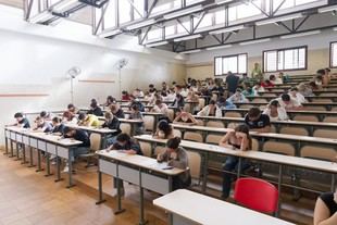 El examen de la PAU incluye un texto sobre violencia machista de Alexis Ravelo
