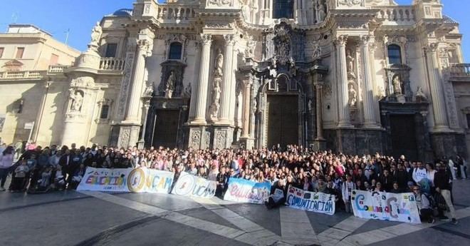 Estudiantes y profesores de la UCAM peregrinan a la Catedral de Murcia por el Jubileo de la Esperanza