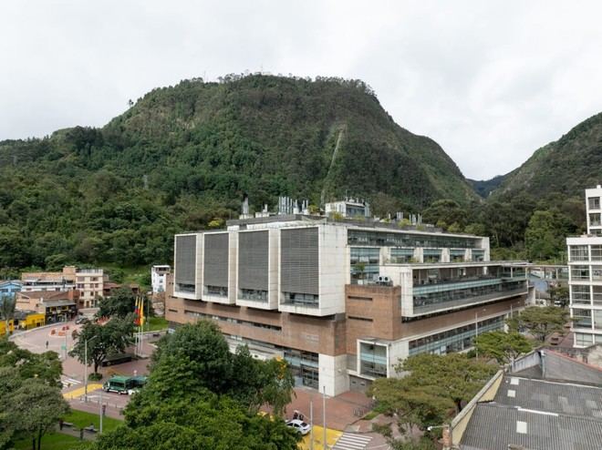 Ranking destaca a universidades colombianas con egresados más valorados