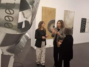 Universidades de León y Oviedo inauguran espacio cultural con la exposición 'Inefables'