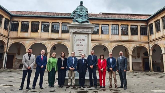 Universidades del Grupo 9 definen en Oviedo el II Plan online para grados