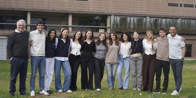 Estudiantes de UIC Barcelona desarrollan un biosensor para detectar la ELA en el certamen iGEM 2025